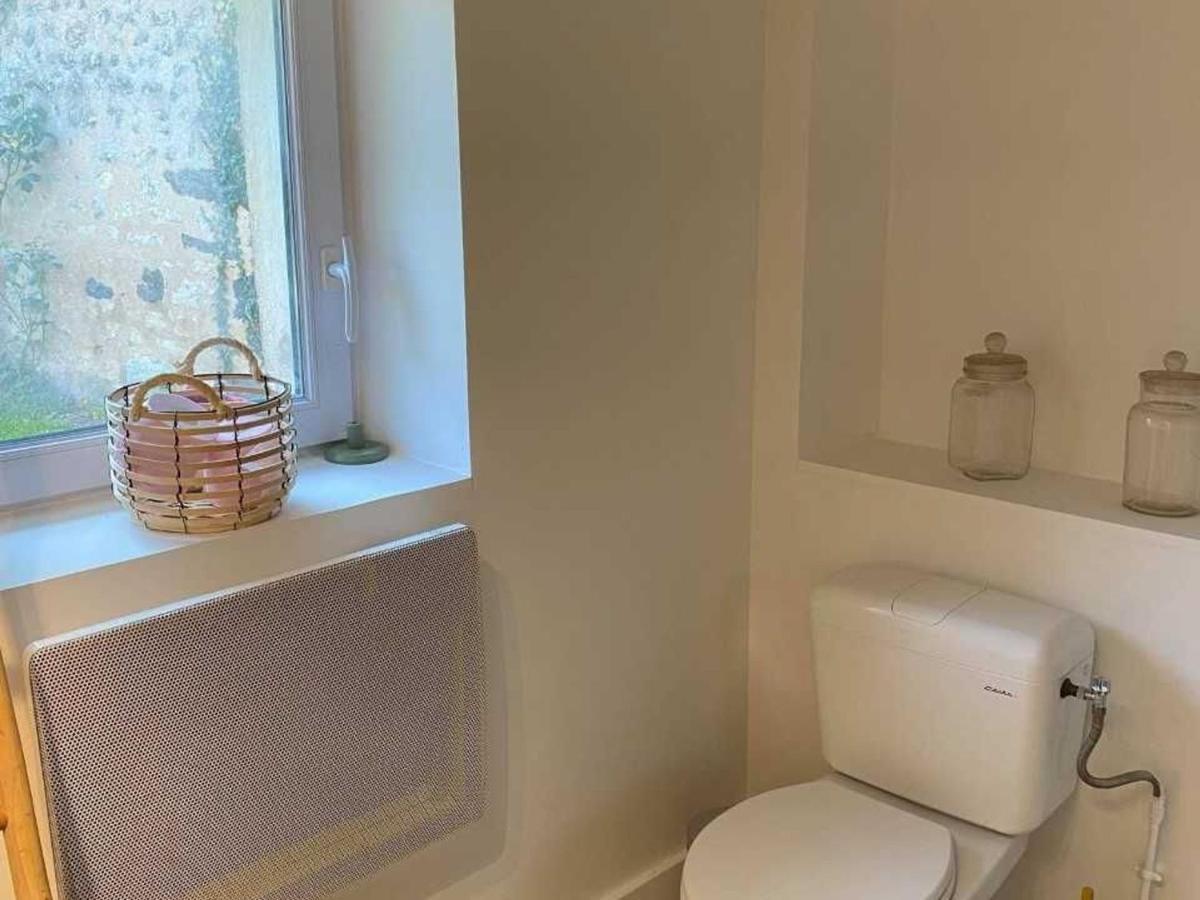 Maison De Village Avec Jardin, Parc Prive Et Box Fibre, Animaux Bienvenus, A 15 Min Du Mans - Fr-1-410-333 Mézières-sous-Lavardin Exteriör bild